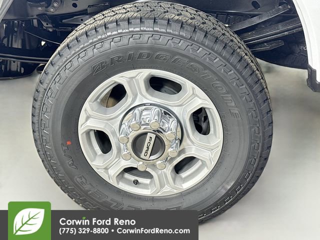 New 2026 Ford F250 XLT w/ FX4 Off-Road Package image 31