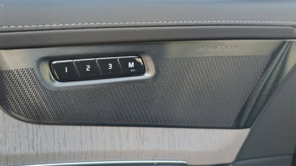 New 2026 Volvo XC90 B6 Ultra image 9
