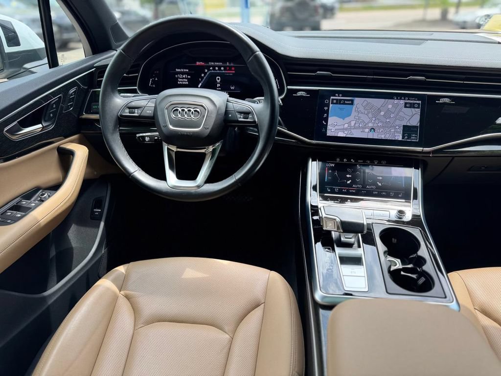 Used 2023 Audi Q7 3.0T Prestige w/ Prestige Package AWD/4WD image 25
