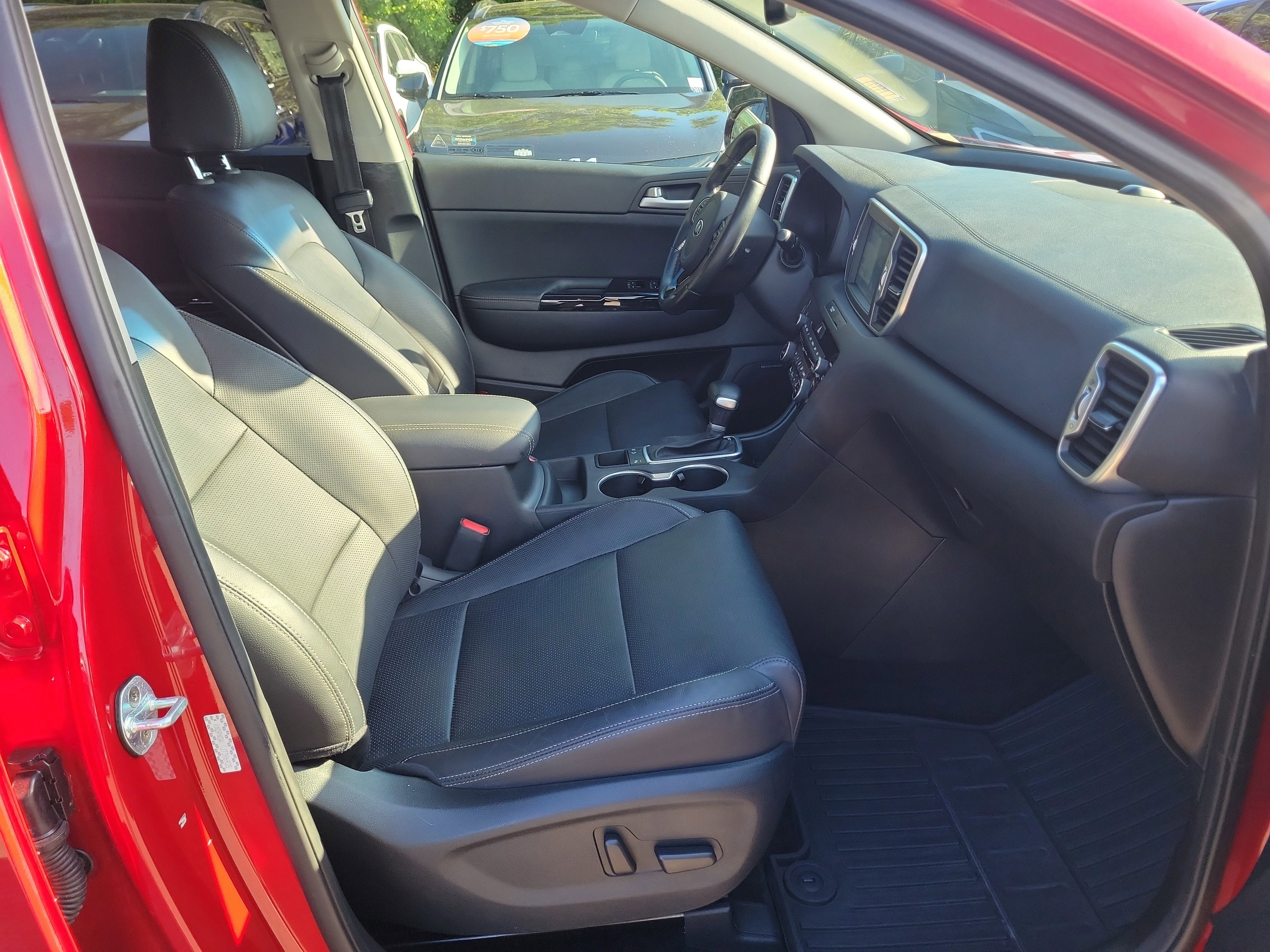 Used 2018 Kia Sportage EX w/ EX Technology Package FWD image 7