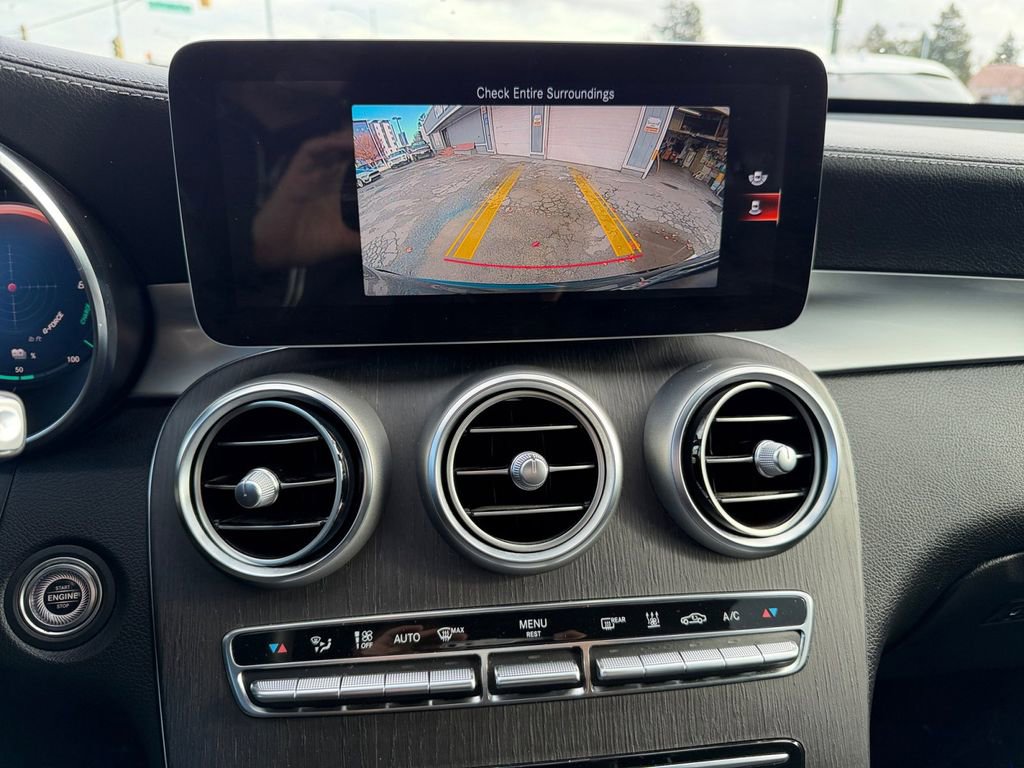Used 2020 Mercedes-Benz GLC 350e 4MATIC image 20