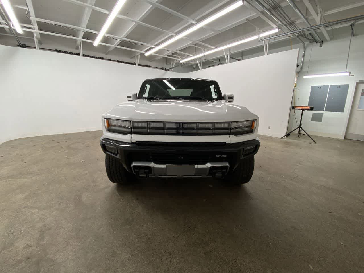 Used 2024 GMC Hummer EV 2X AWD/4WD image 9