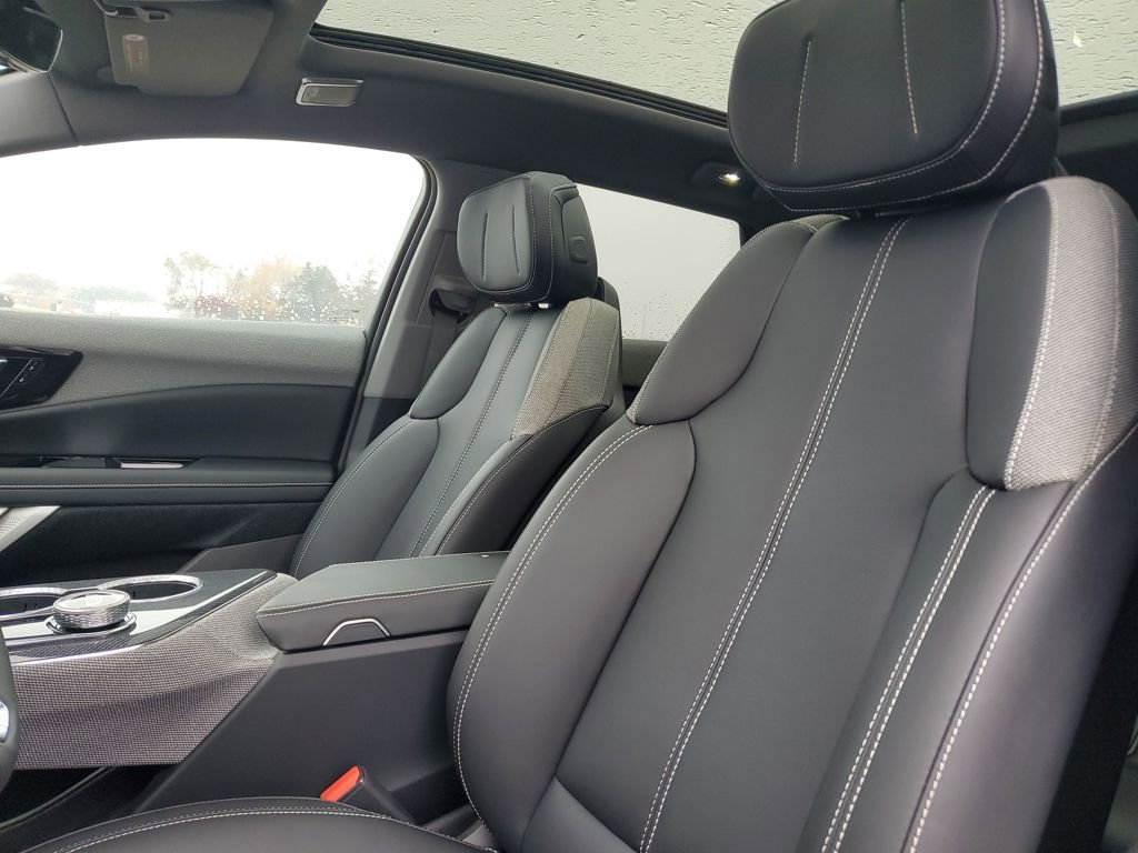 New 2026 Cadillac Optiq Sport 1 image 19