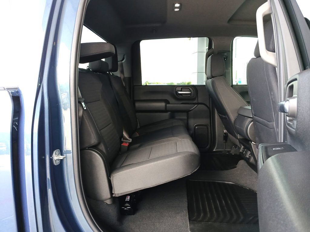Certified 2025 Chevrolet Silverado 2500 Custom w/ Custom Value Package AWD/4WD image 28