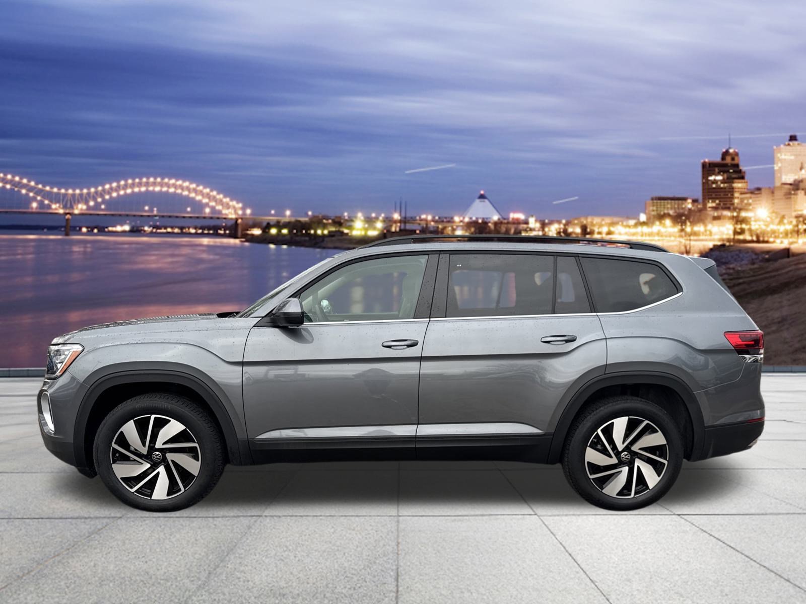 Certified 2024 Volkswagen Atlas SE w/ Panoramic Sunroof Package image 2