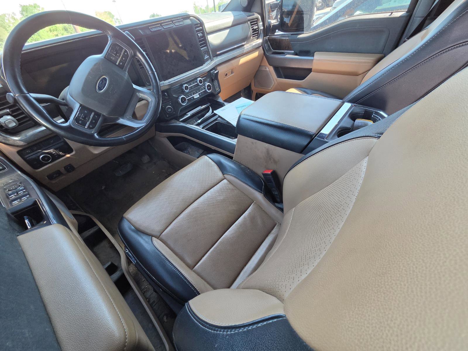 Used 2023 Ford F250 Lariat w/ Sport Appearance Package AWD/4WD image 10