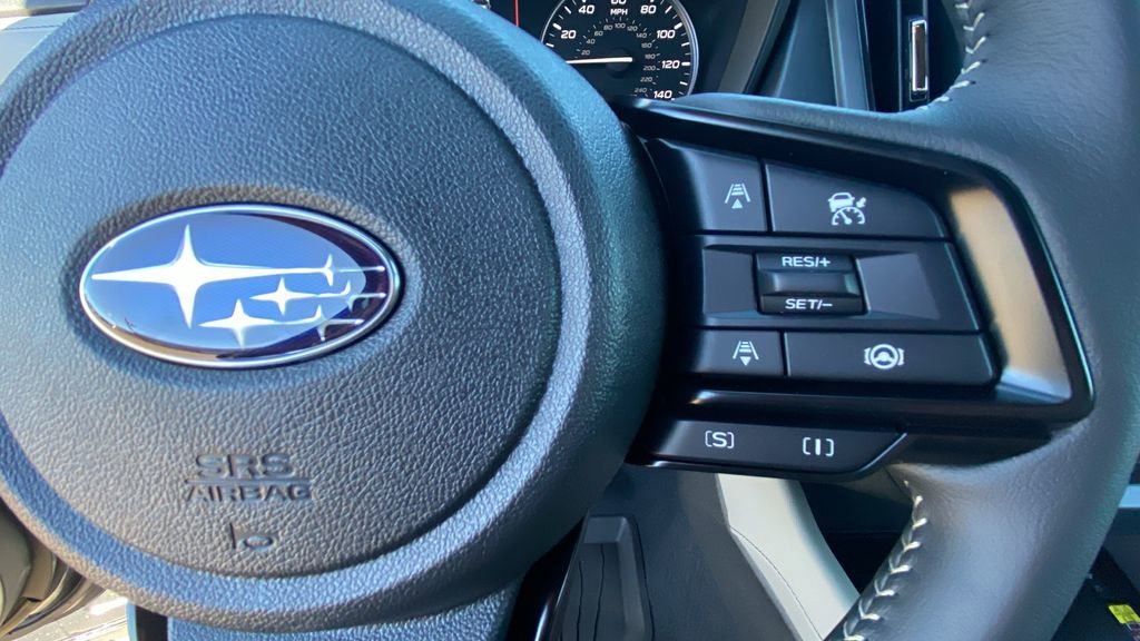 Used 2025 Subaru Forester Premium image 27