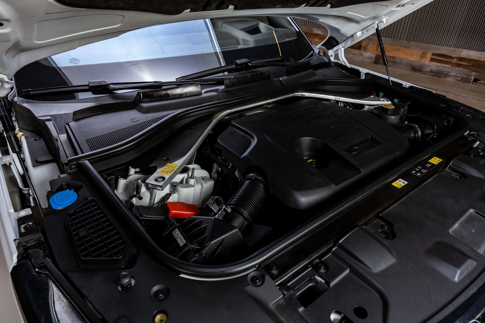 Used 2022 Land Rover Range Rover SE image 36