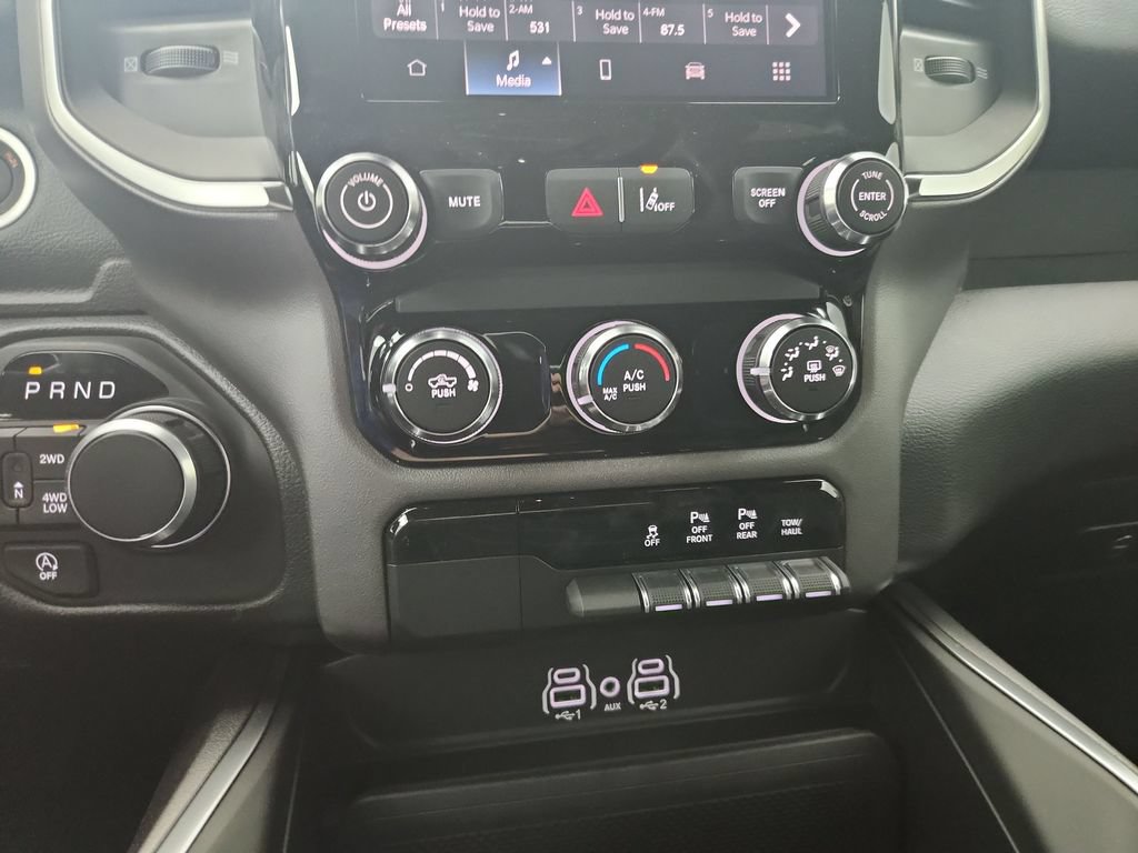 New 2026 RAM 1500 Big Horn AWD/4WD image 25