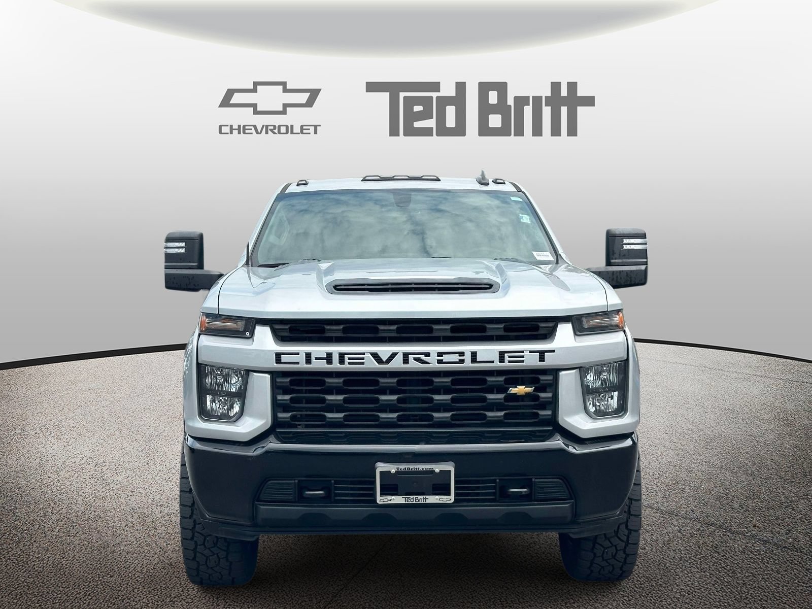 Used 2020 Chevrolet Silverado 2500 Custom w/ Custom Value Package AWD/4WD image 2