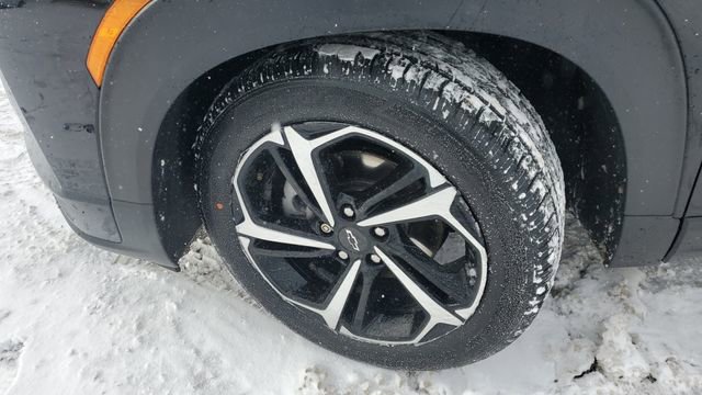 Used 2021 Chevrolet TrailBlazer RS w/ Convenience Package image 3