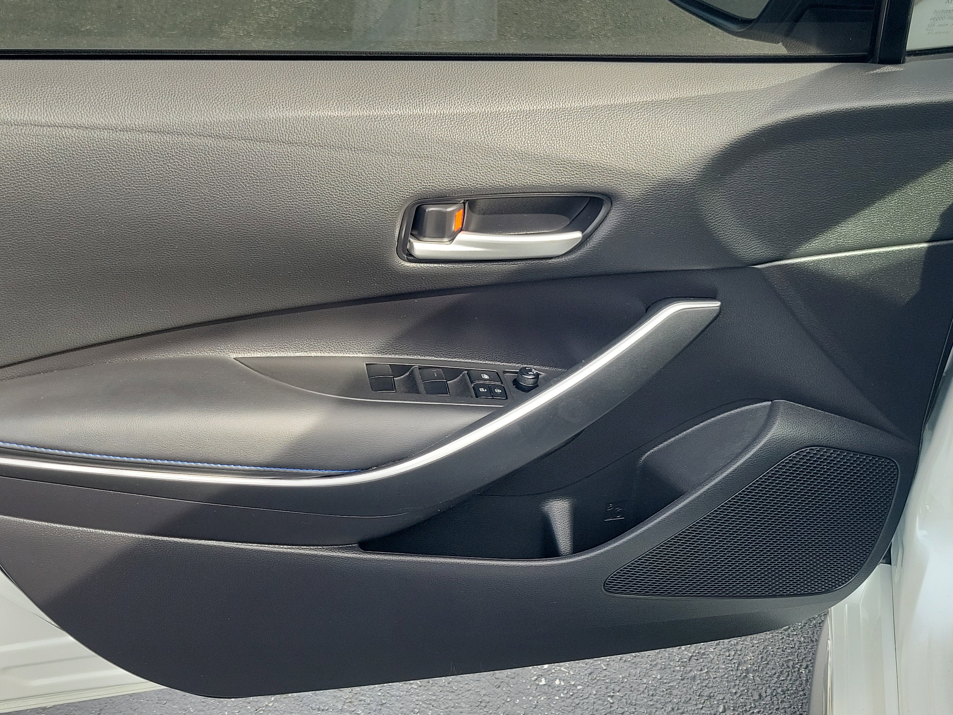 Certified 2022 Toyota Corolla SE image 18
