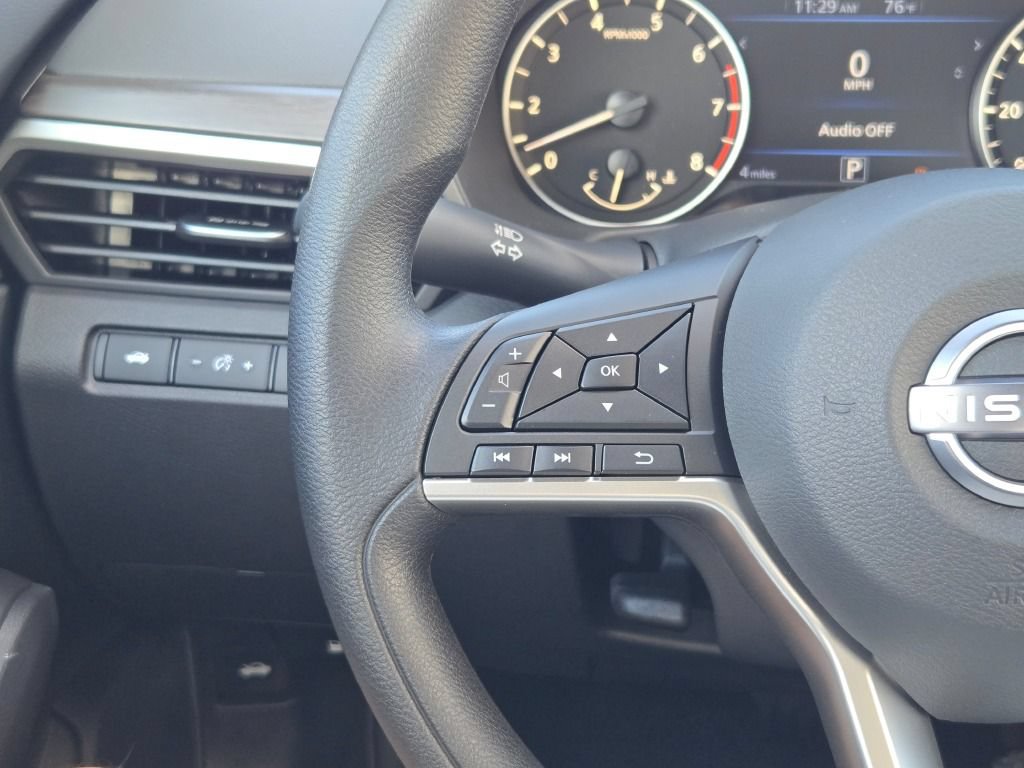 New 2026 Nissan Altima 2.5 SV FWD image 29