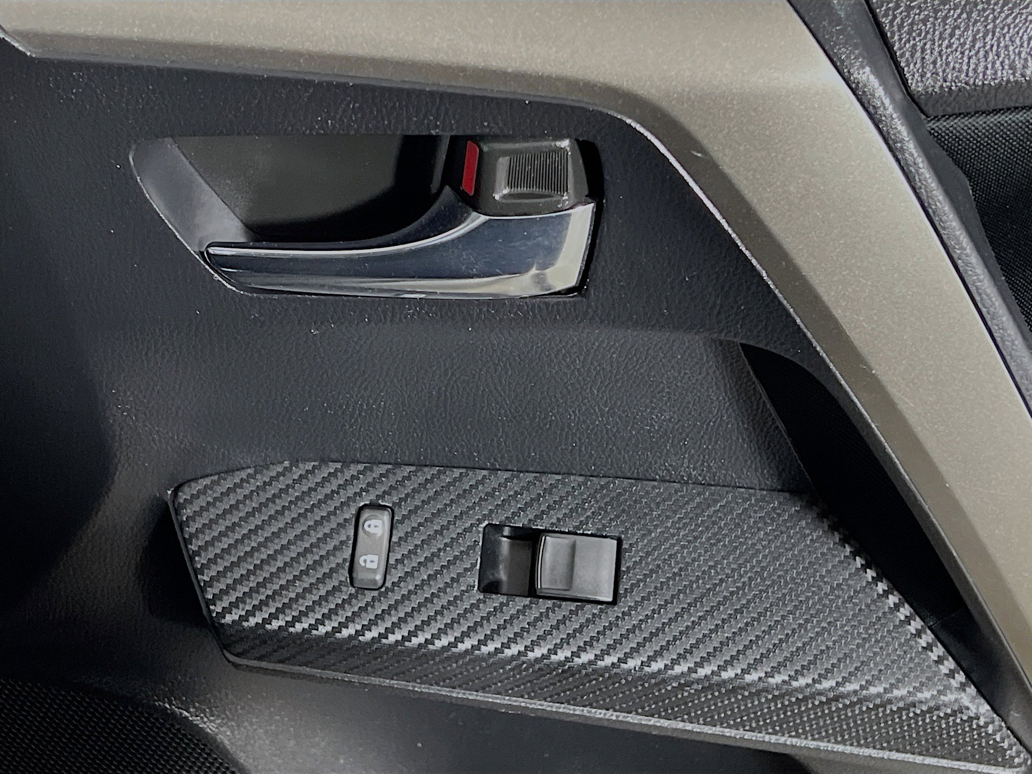 Used 2014 Toyota RAV4 XLE image 29