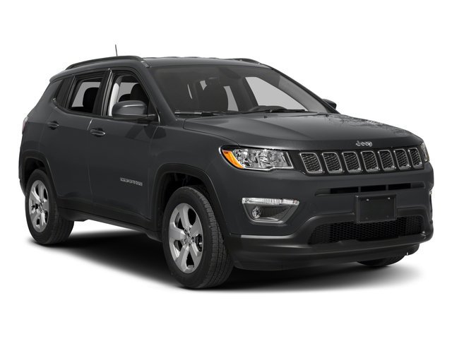 Used 2017 Jeep Compass Trailhawk w/ Leather Interior Group AWD/4WD image 9