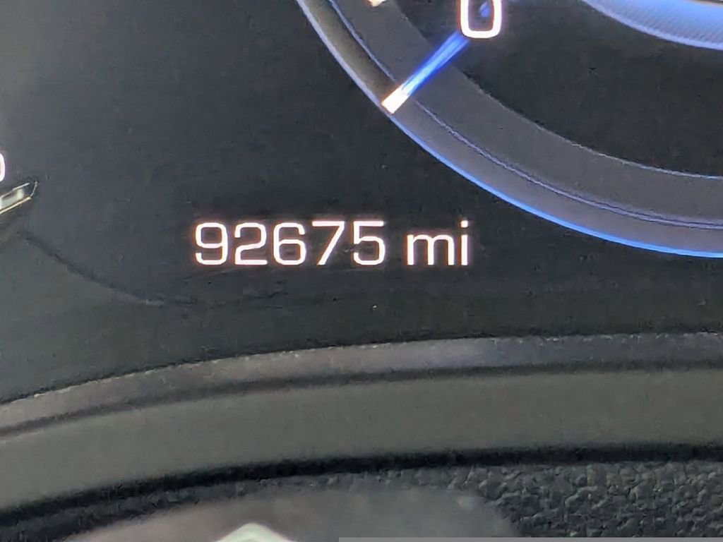 Used 2017 Cadillac Escalade Luxury image 25