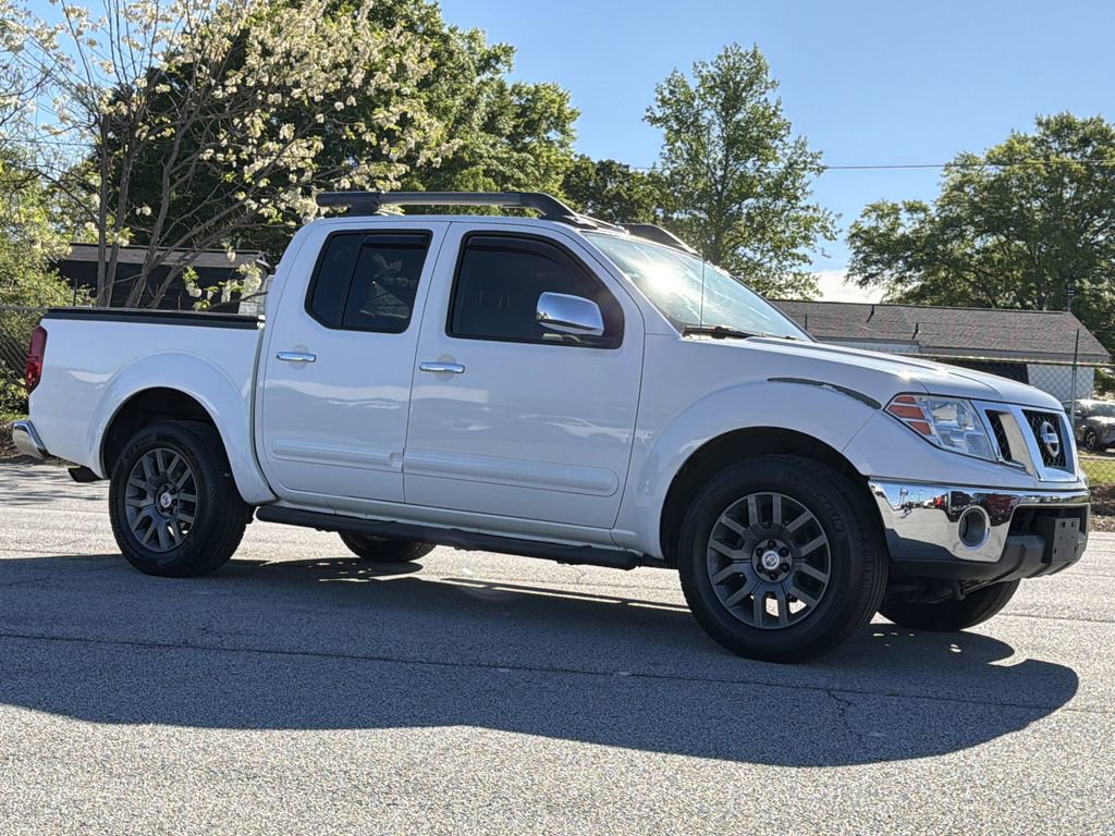 Used 2011 Nissan Frontier SL AWD/4WD image 6