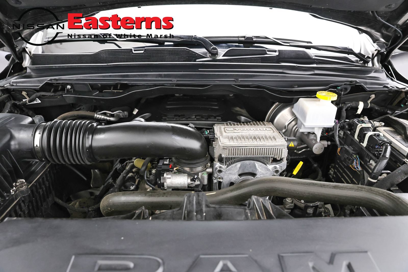 Used 2024 RAM 1500 Laramie RWD image 7