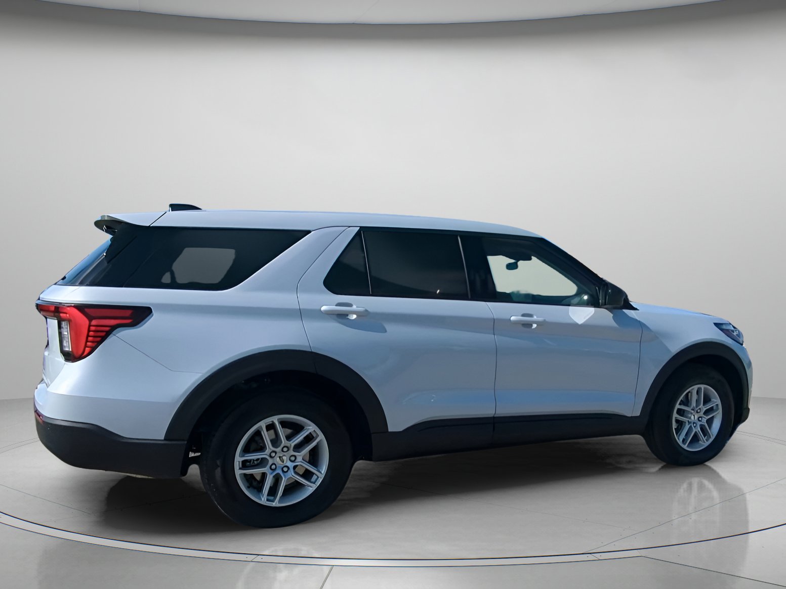 New 2026 Ford Explorer Active RWD image 33