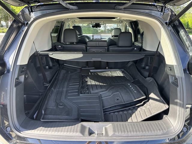 Certified 2025 Honda Pilot Touring image 8