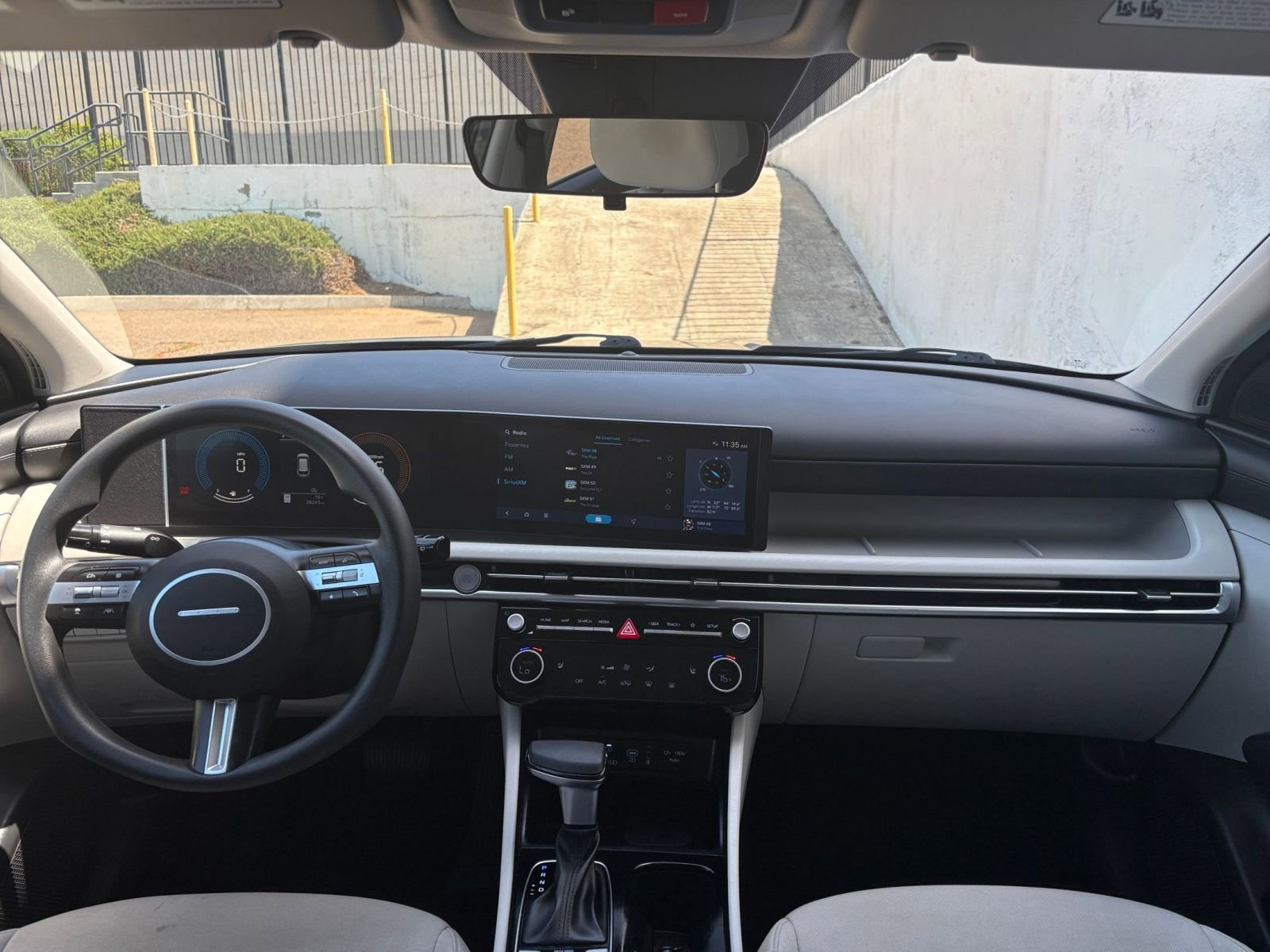 Used 2025 Hyundai Tucson SEL FWD image 35