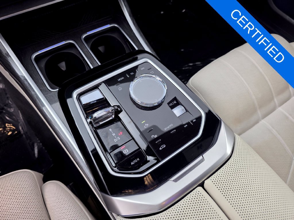 Certified 2023 BMW 740i RWD image 25