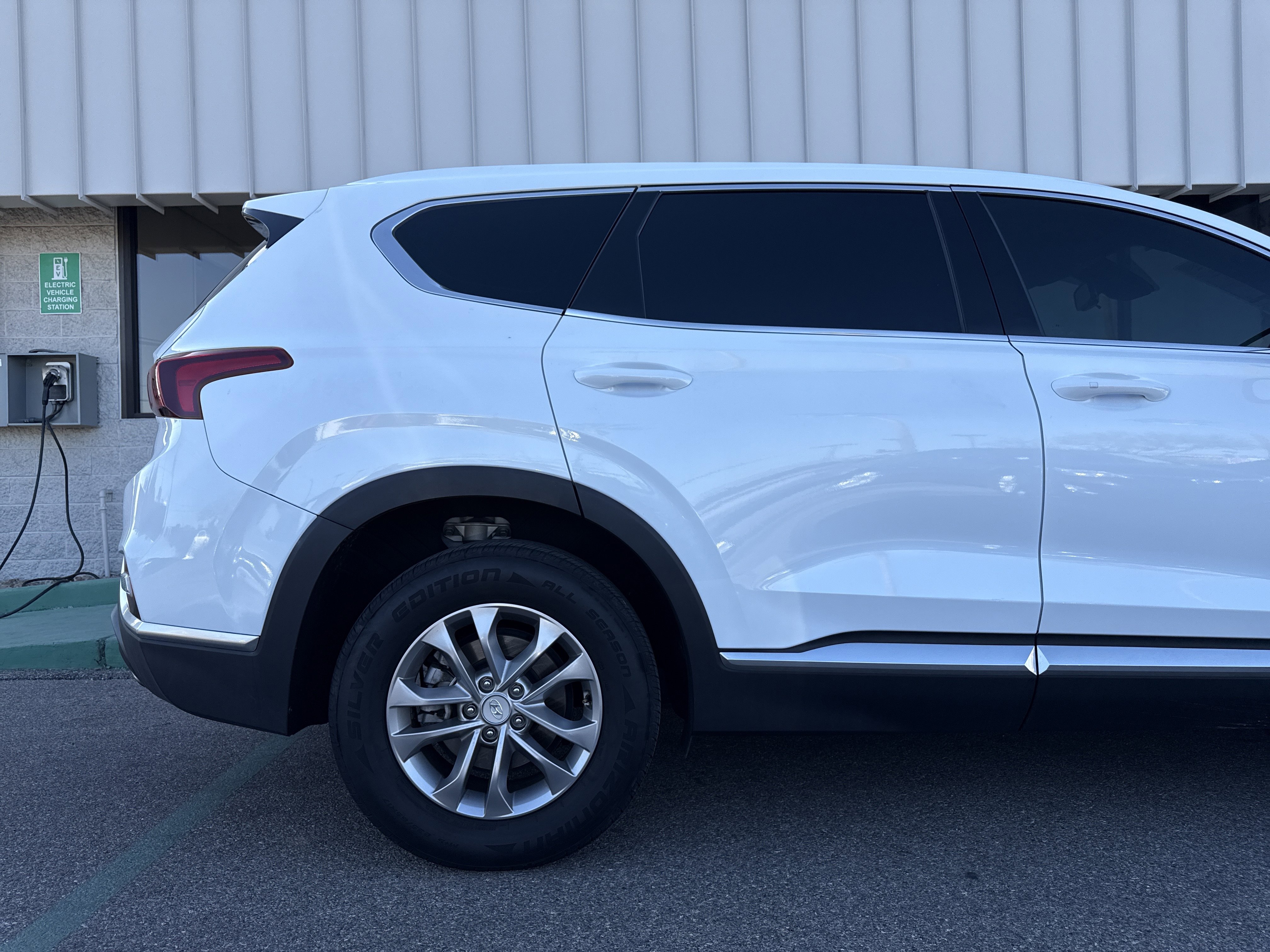 Used 2020 Hyundai Santa Fe SEL image 35