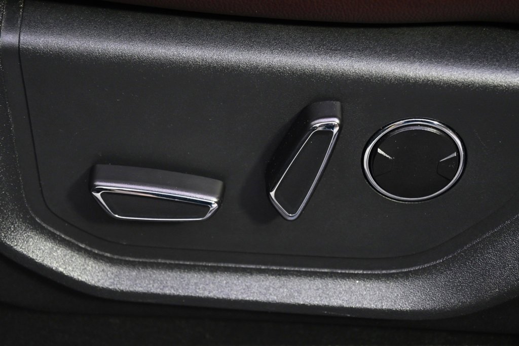 Used 2023 Ford Expedition Limited image 14