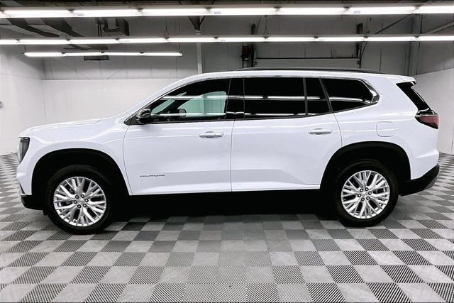 Used 2026 GMC Acadia Elevation w/ Elevation Premium Package AWD/4WD image 14