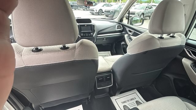 Used 2023 Subaru Forester Premium AWD/4WD image 17