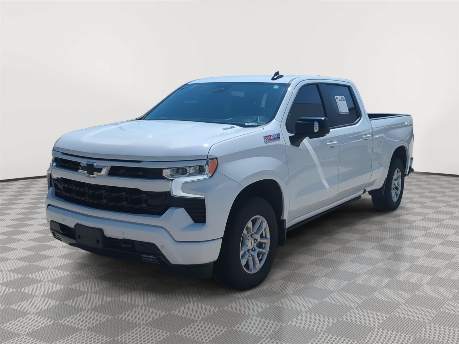 Used 2024 Chevrolet Silverado 1500 RST AWD/4WD image 1