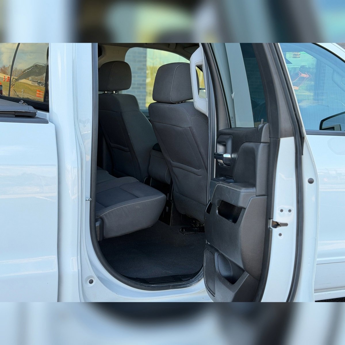 Used 2019 Chevrolet Silverado 1500 LT image 8