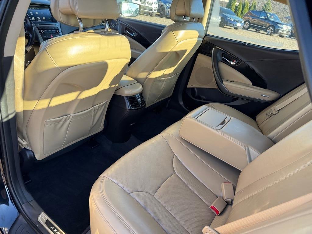 Used 2015 Hyundai Azera Limited FWD image 21