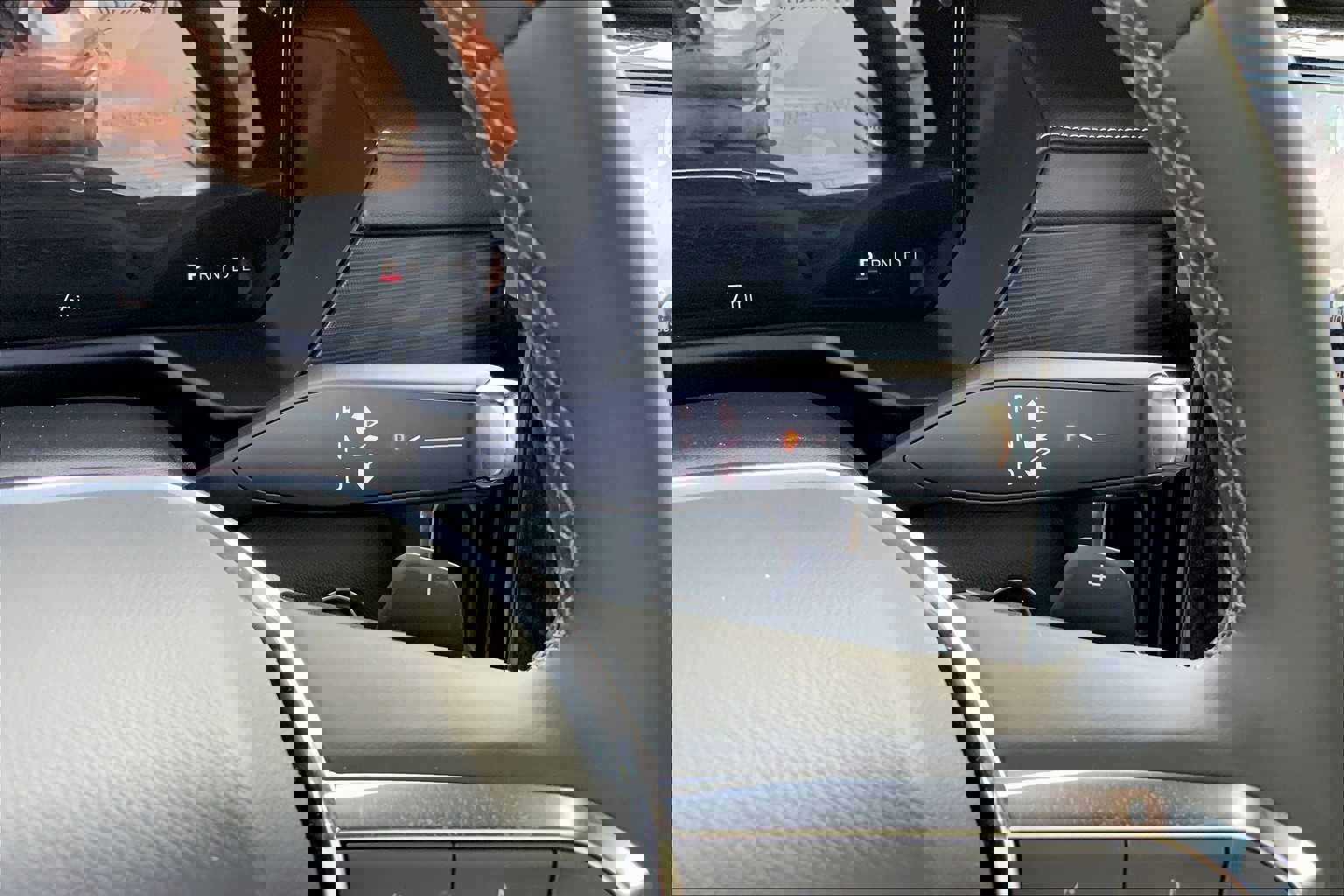 New 2025 GMC Acadia Elevation image 6