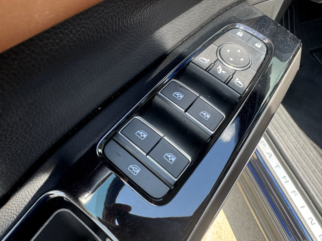 Used 2024 Nissan Pathfinder Platinum w/ Cargo Package FWD image 12