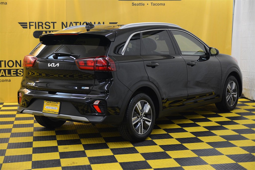 Used 2022 Kia Niro LXS w/ Digital Cluster Package image 10