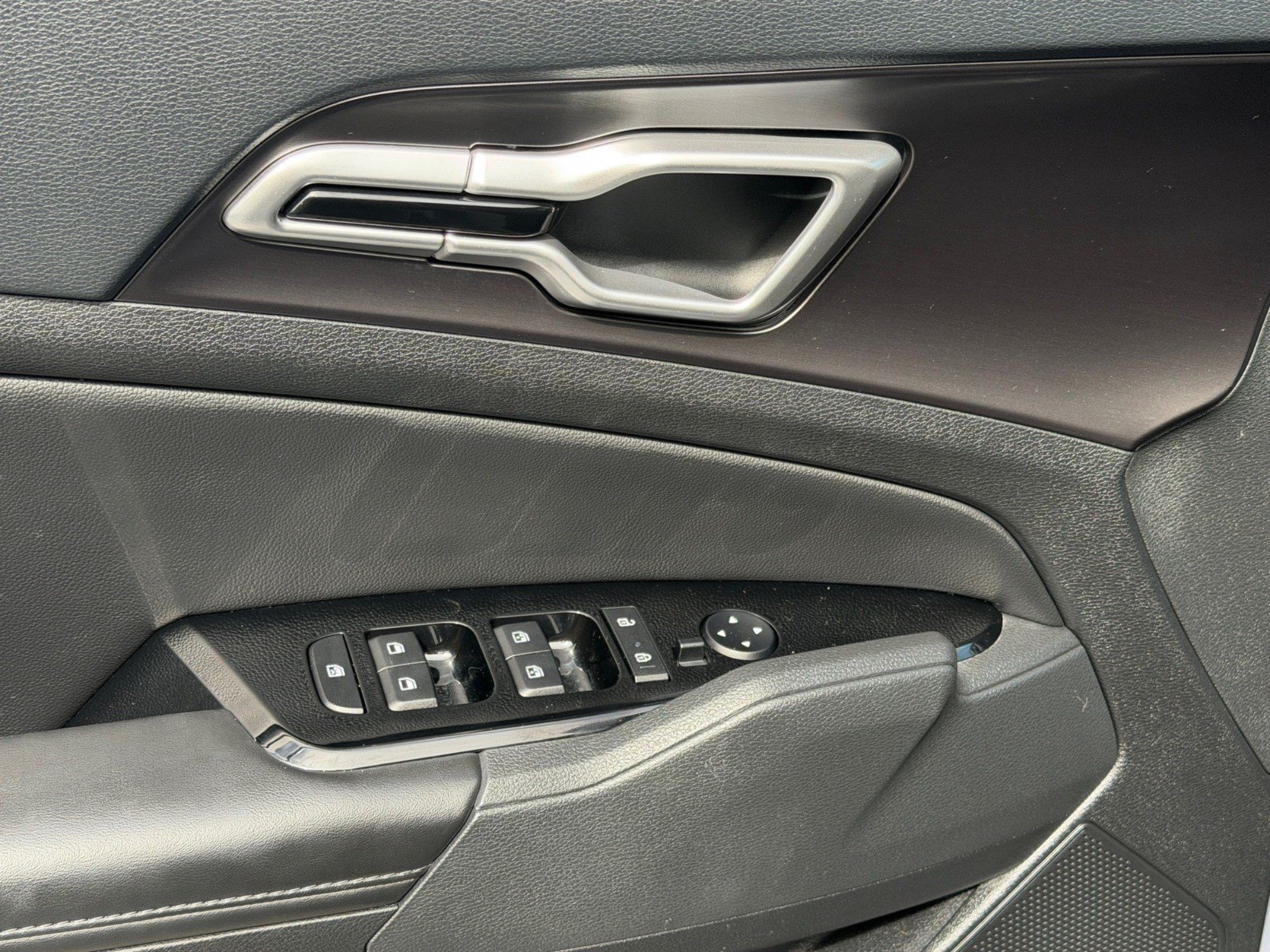 Certified 2023 Kia Sportage EX FWD image 11