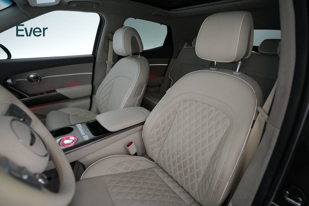Used 2023 Genesis GV60 Performance AWD/4WD image 4