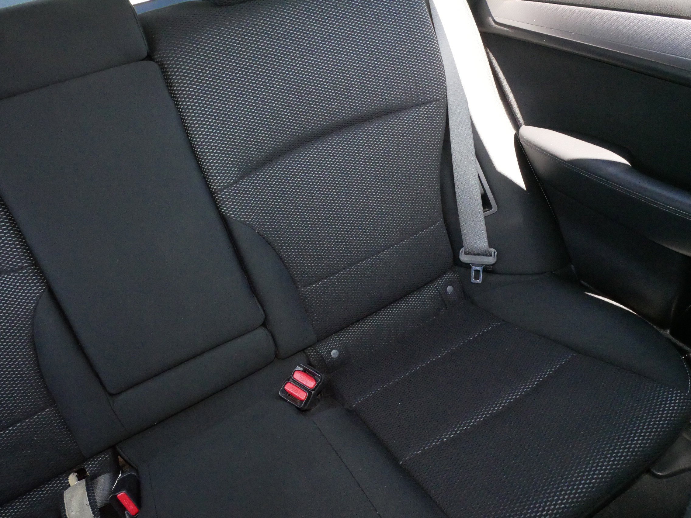 Used 2017 Subaru Outback 2.5i Premium image 14