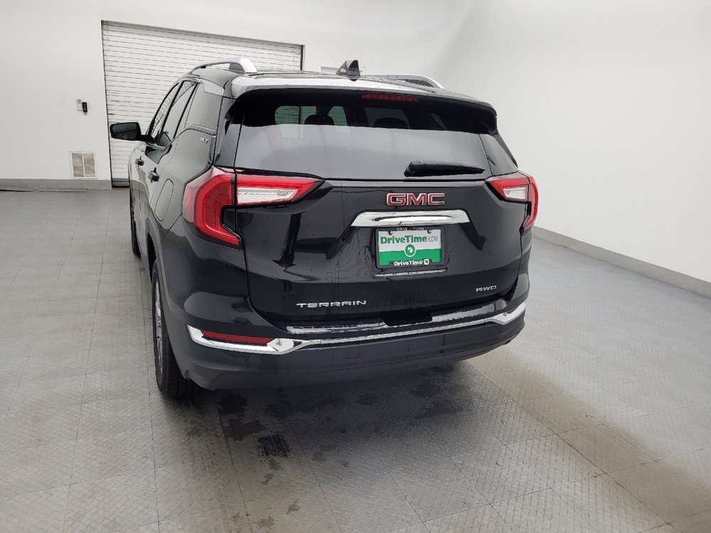 Used 2024 GMC Terrain SLT image 6