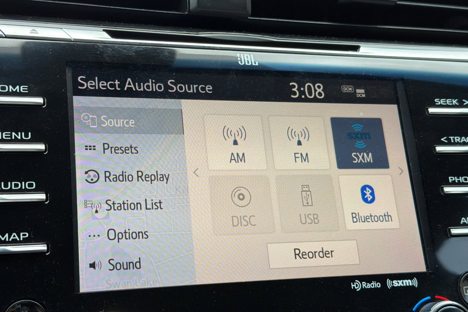 Used 2020 Toyota Camry XLE w/ Driver Assist Package image 17