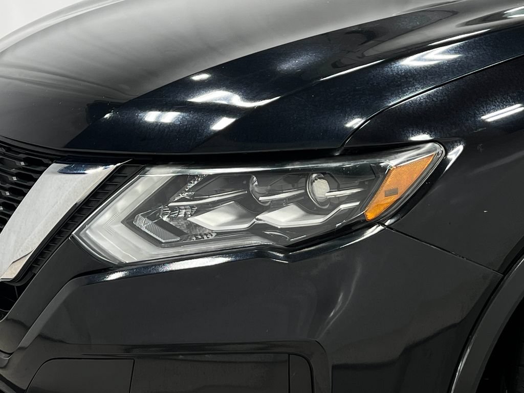 Used 2018 Nissan Rogue SL w/ Premium Package FWD image 34