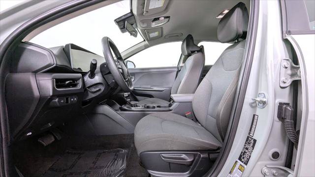 Used 2025 Kia K4 FWD image 14