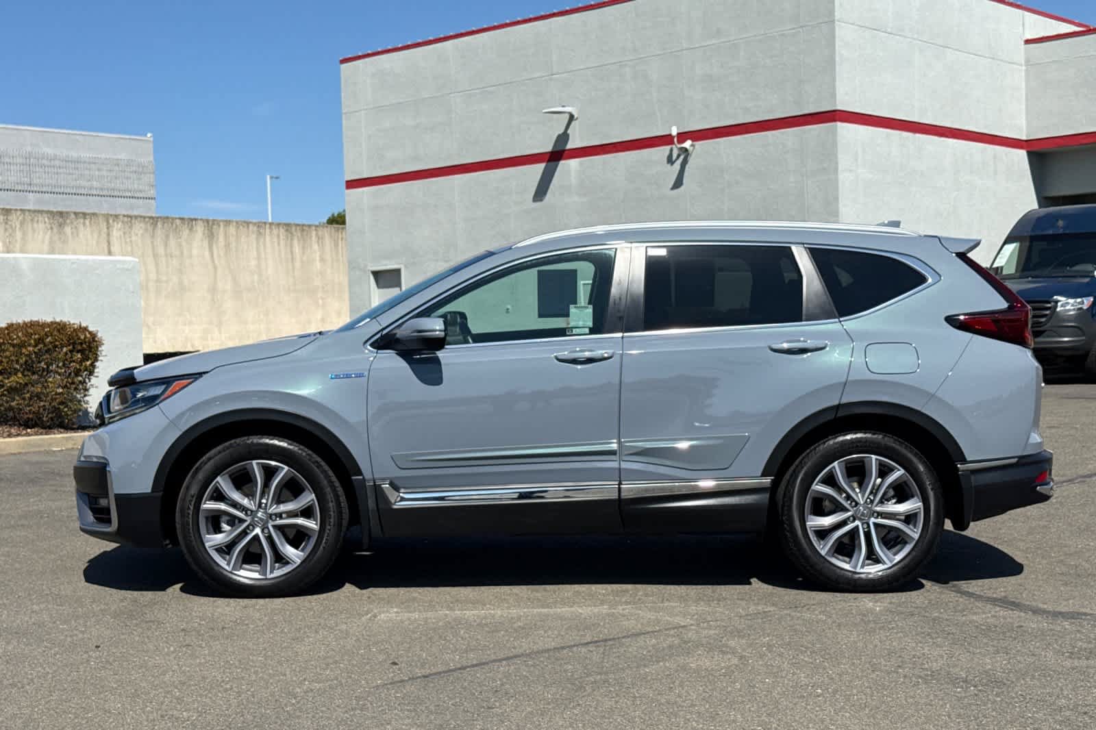 Used 2022 Honda CR-V Touring image 9