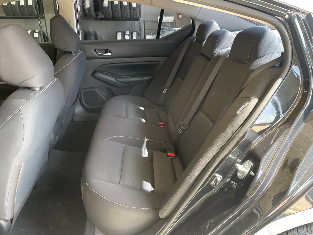 Certified 2022 Nissan Altima 2.5 SV FWD image 16