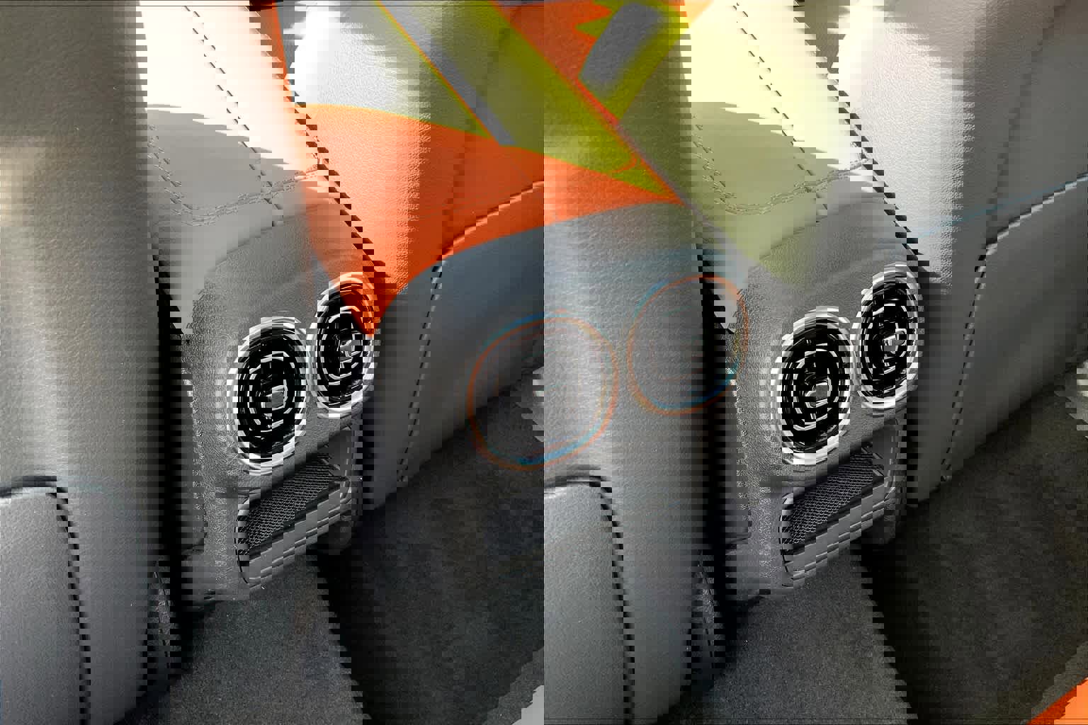 New 2025 Mercedes-Benz GLC 43 AMG 4MATIC image 22