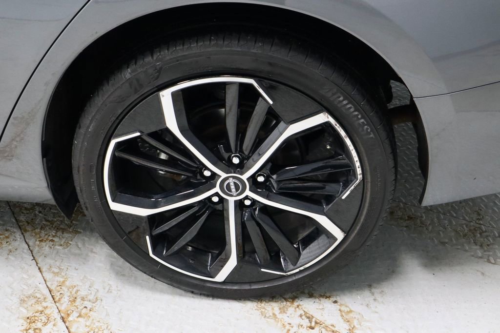 Used 2025 Nissan Altima 2.5 SR AWD/4WD image 18