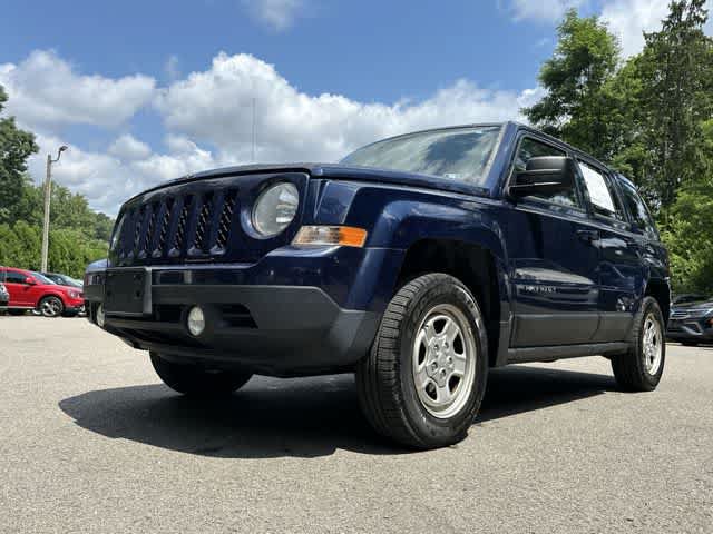 Used 2016 Jeep Patriot Sport w/ Power Value Group AWD/4WD image 17