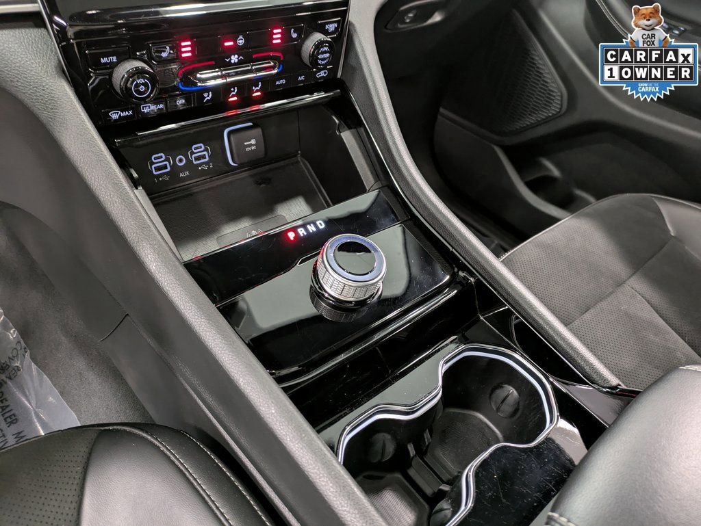 Used 2023 Jeep Grand Cherokee Altitude image 15