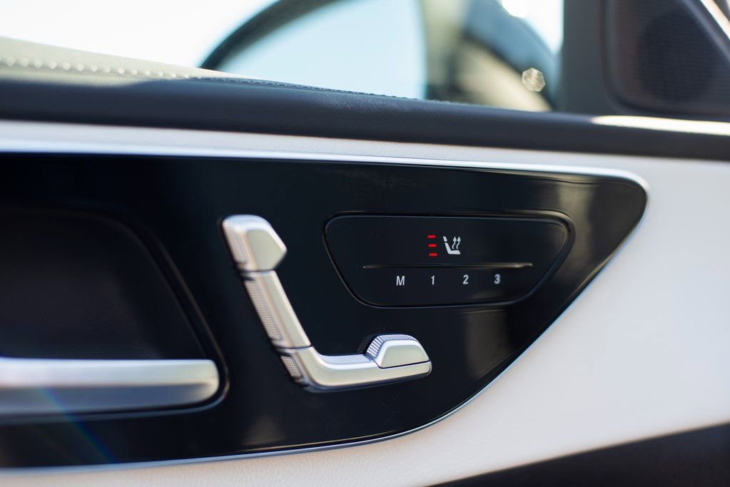 Used 2024 Mercedes-Benz C 300 4MATIC Sedan image 23